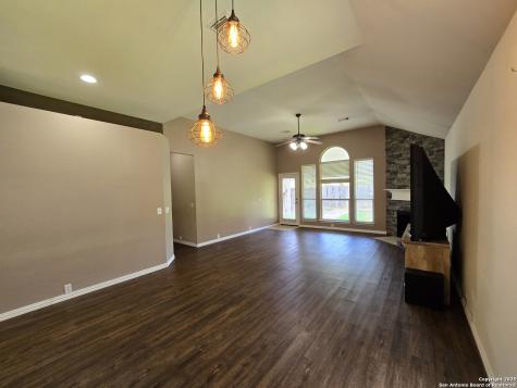 10506 Canyon River Helotes TX 78023