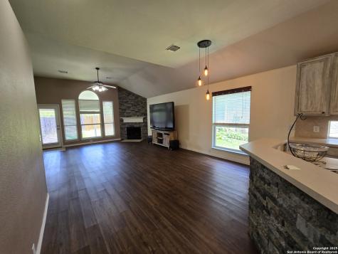 10506 Canyon River Helotes TX 78023