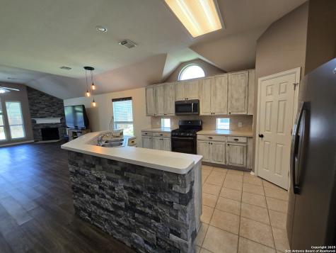10506 Canyon River Helotes TX 78023