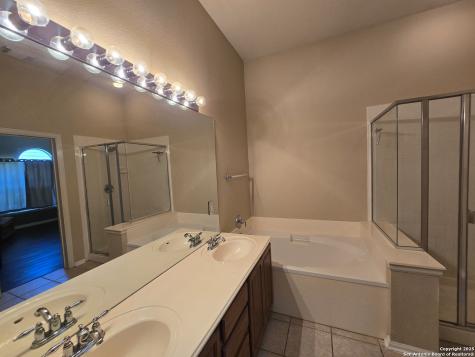10506 Canyon River Helotes TX 78023