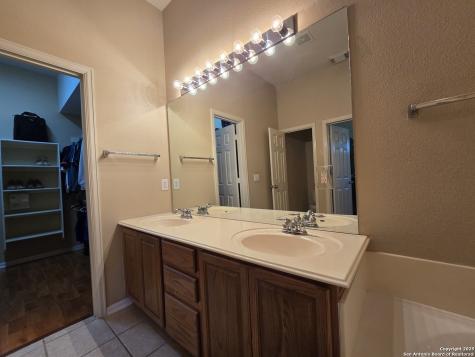 10506 Canyon River Helotes TX 78023