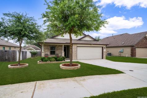 329 Hinsdale Run Cibolo TX 78108