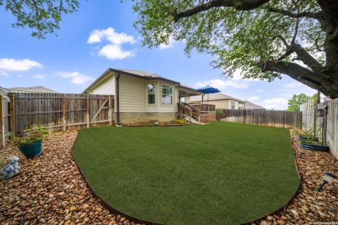 329 Hinsdale Run Cibolo TX 78108