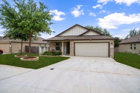 329 Hinsdale Run Cibolo TX 78108