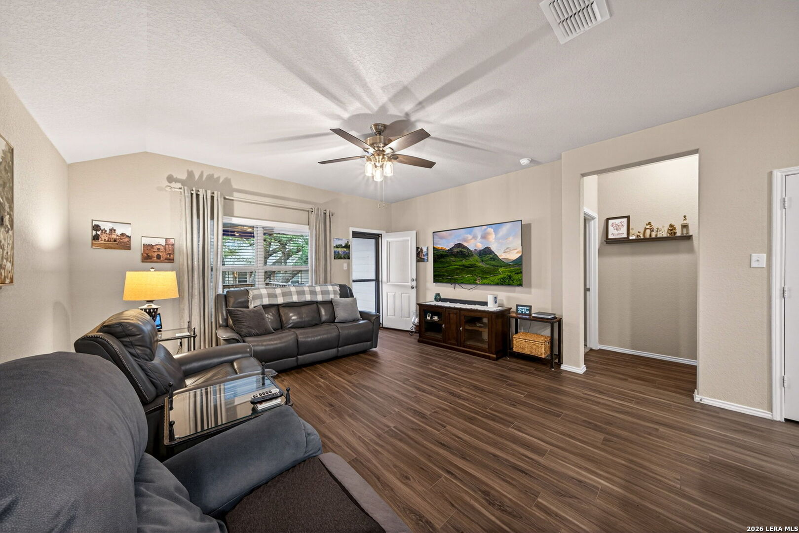 329 Hinsdale Run Cibolo TX 78108