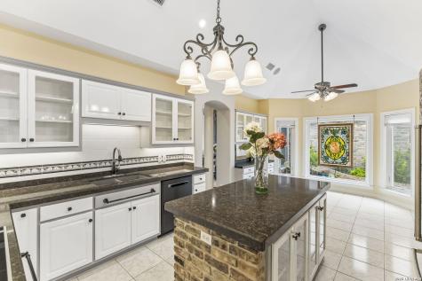 6 Century Glen San Antonio TX 78257