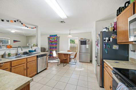 5843 Sherbrooke Oak San Antonio TX 78249