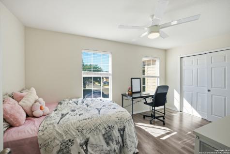 5843 Sherbrooke Oak San Antonio TX 78249