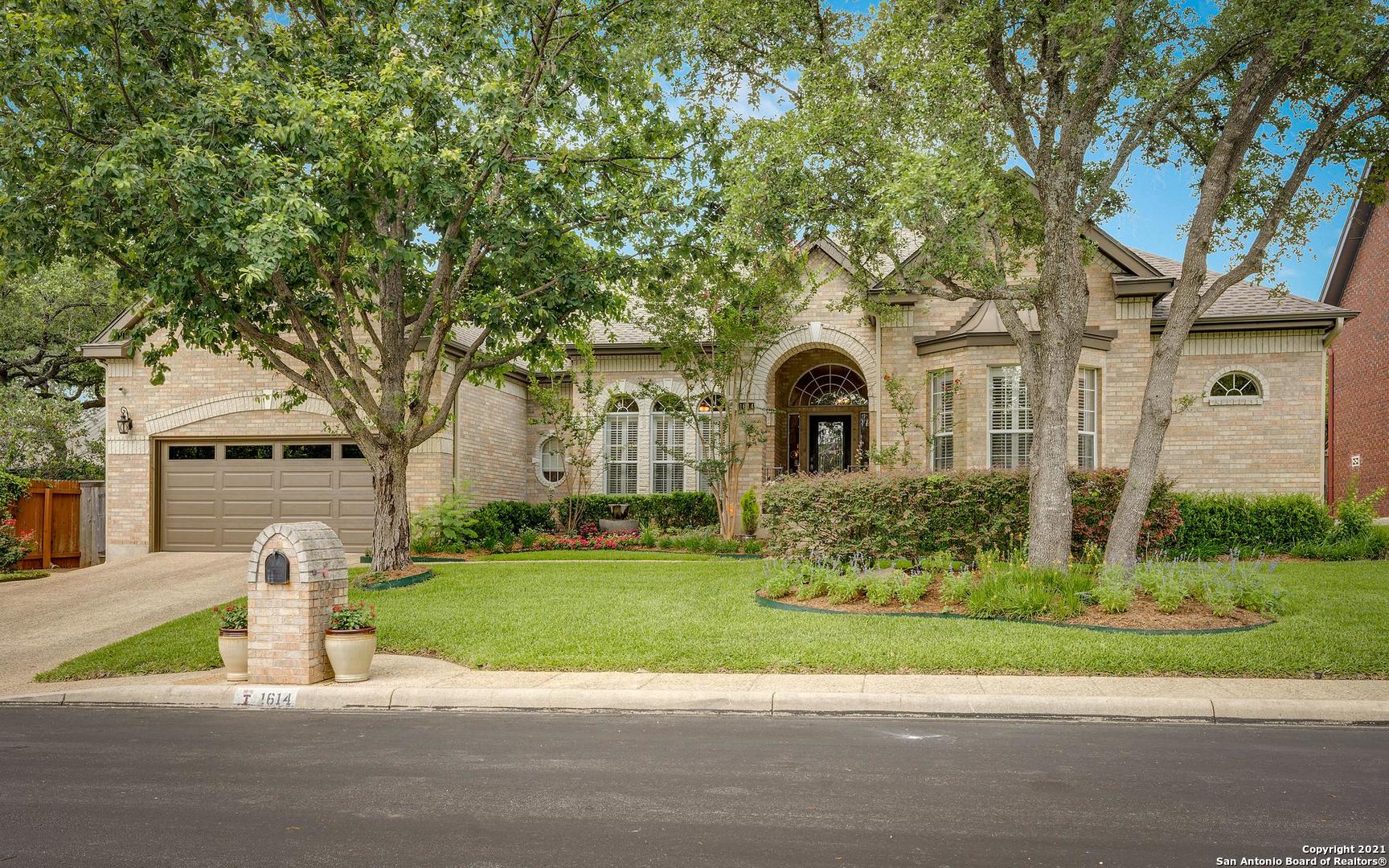 1614 Thrush Court Circle San Antonio TX 78248