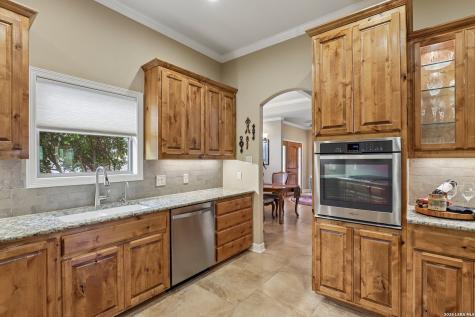 1139 Creekside Pond Road Seguin TX 78155