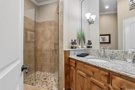 1139 Creekside Pond Road Seguin TX 78155