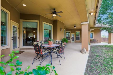 1139 Creekside Pond Road Seguin TX 78155
