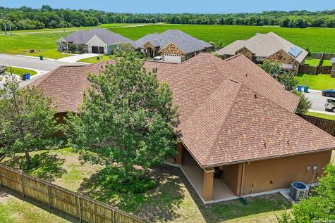 1139 Creekside Pond Road Seguin TX 78155