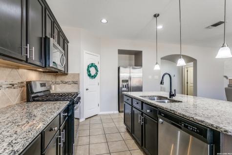 15435 Gallant Bloom San Antonio TX 78245