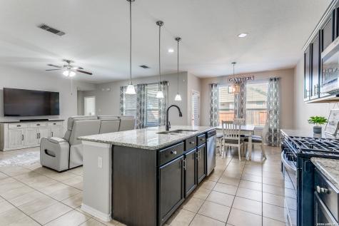 15435 Gallant Bloom San Antonio TX 78245