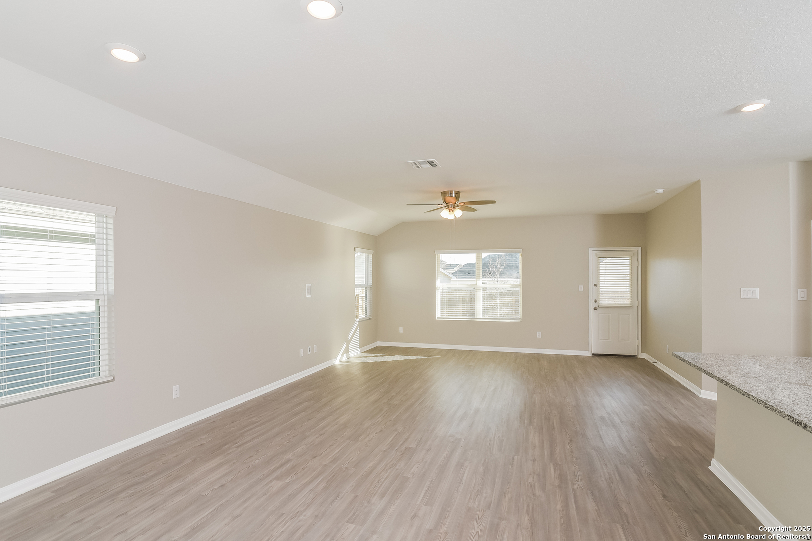 8022 Dovers Den San Antonio TX 78253
