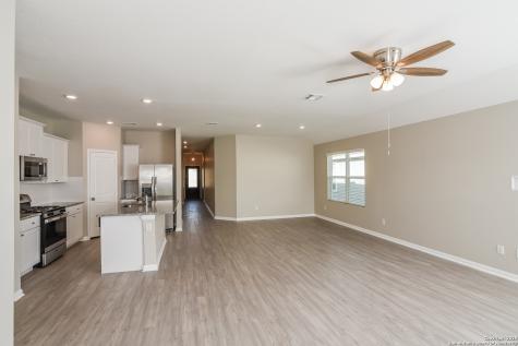 8022 Dovers Den San Antonio TX 78253