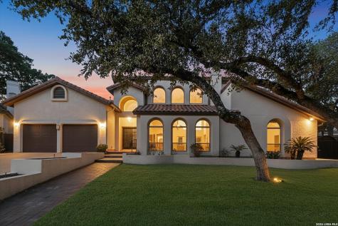 9226 Honey Creek Drive San Antonio TX 78230