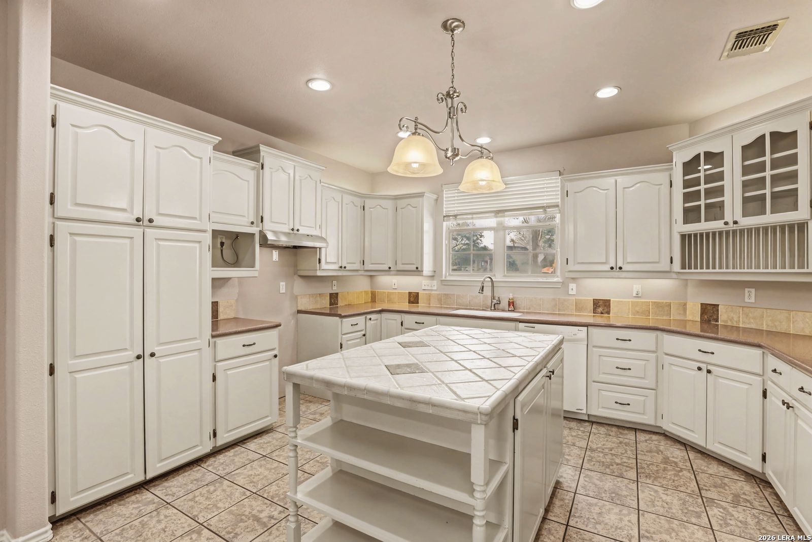 307 E Main Stockdale TX 78160