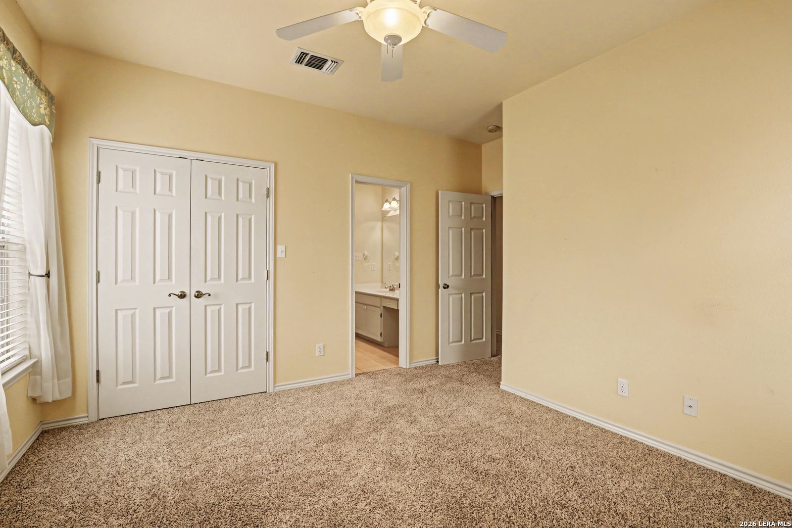 307 E Main Stockdale TX 78160