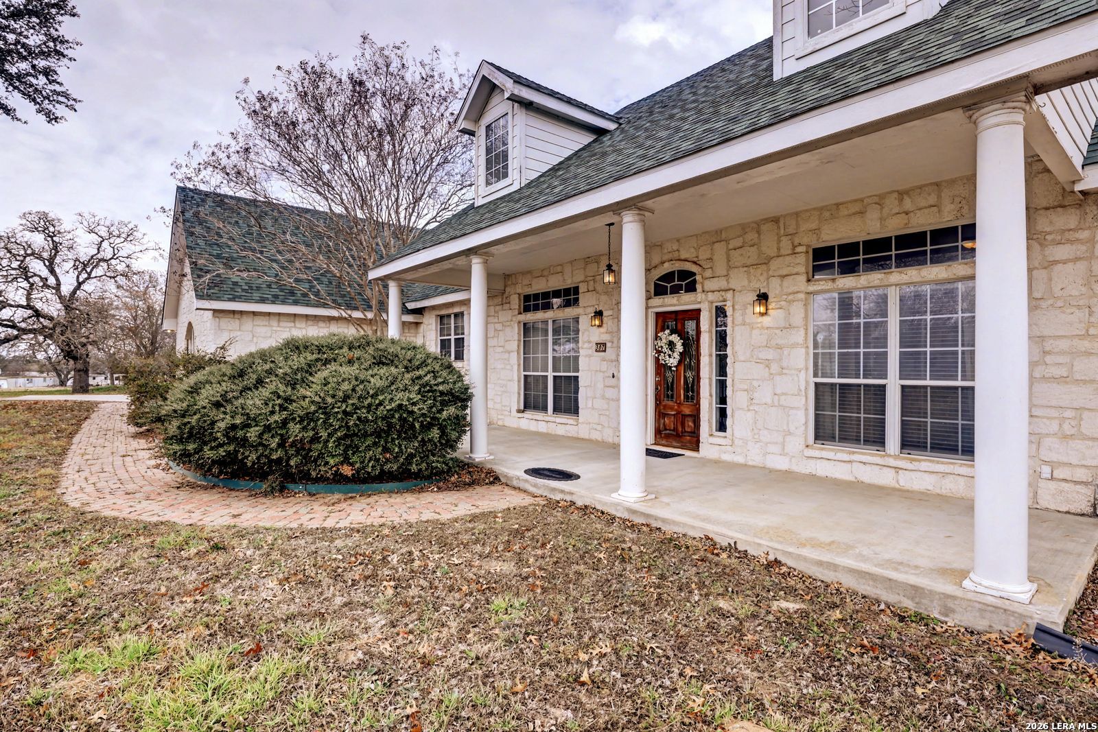 307 E Main Stockdale TX 78160