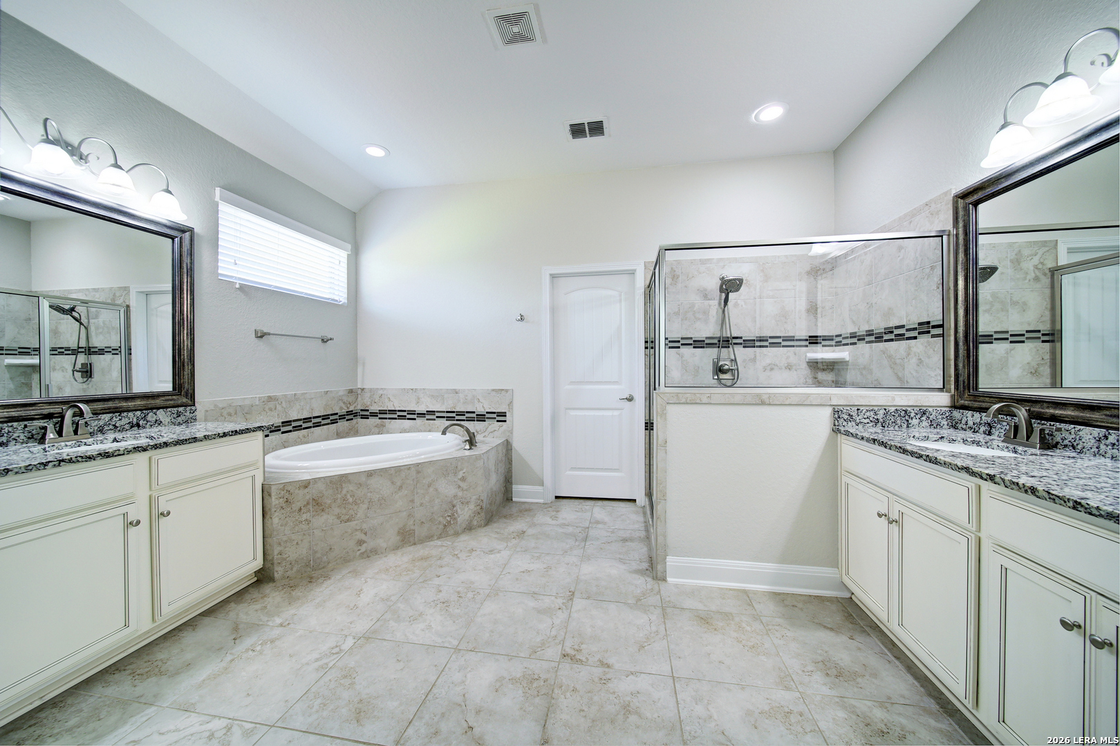 407 Mission Hill Run New Braunfels TX 78132