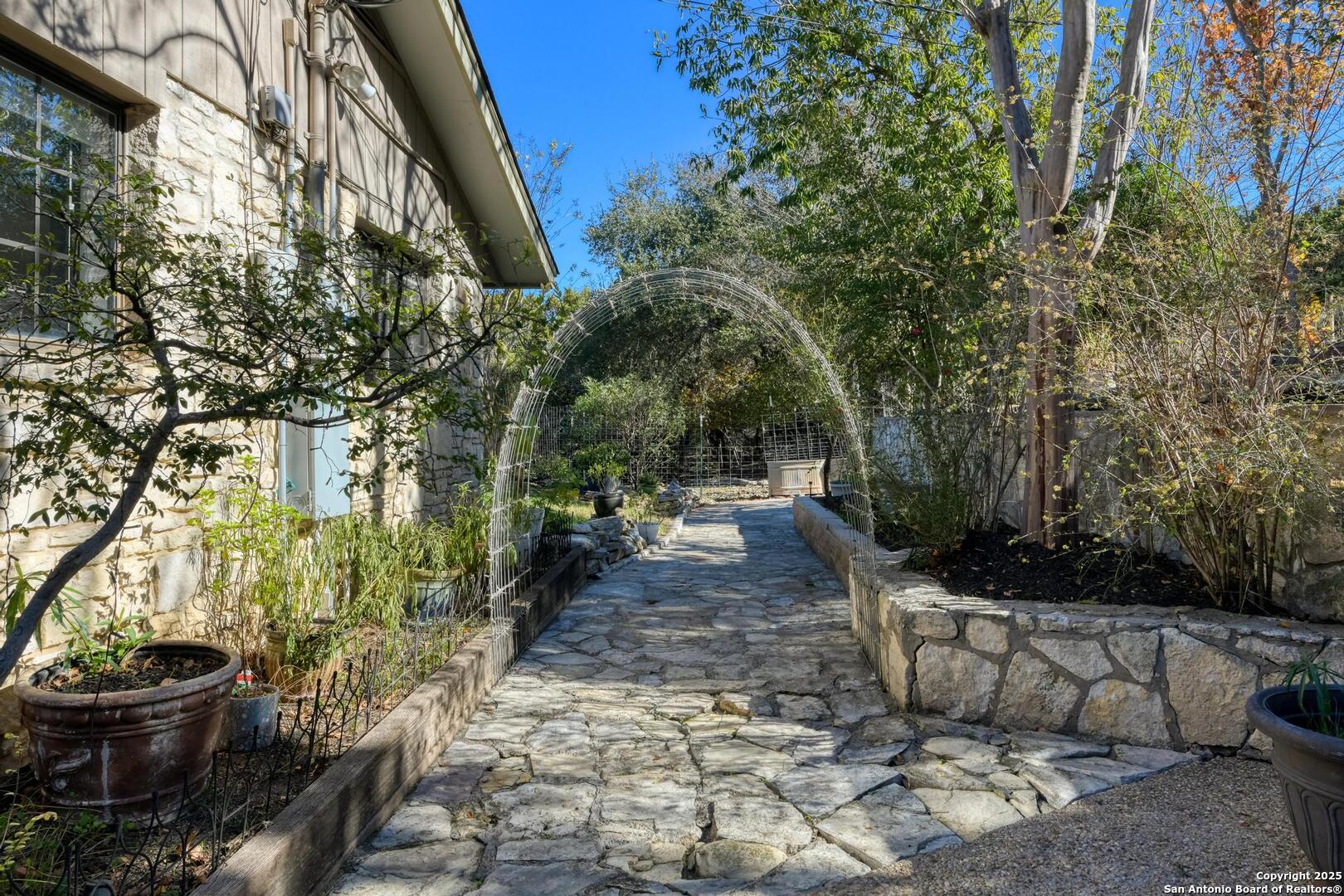 105 Shane Lane Boerne TX 78006