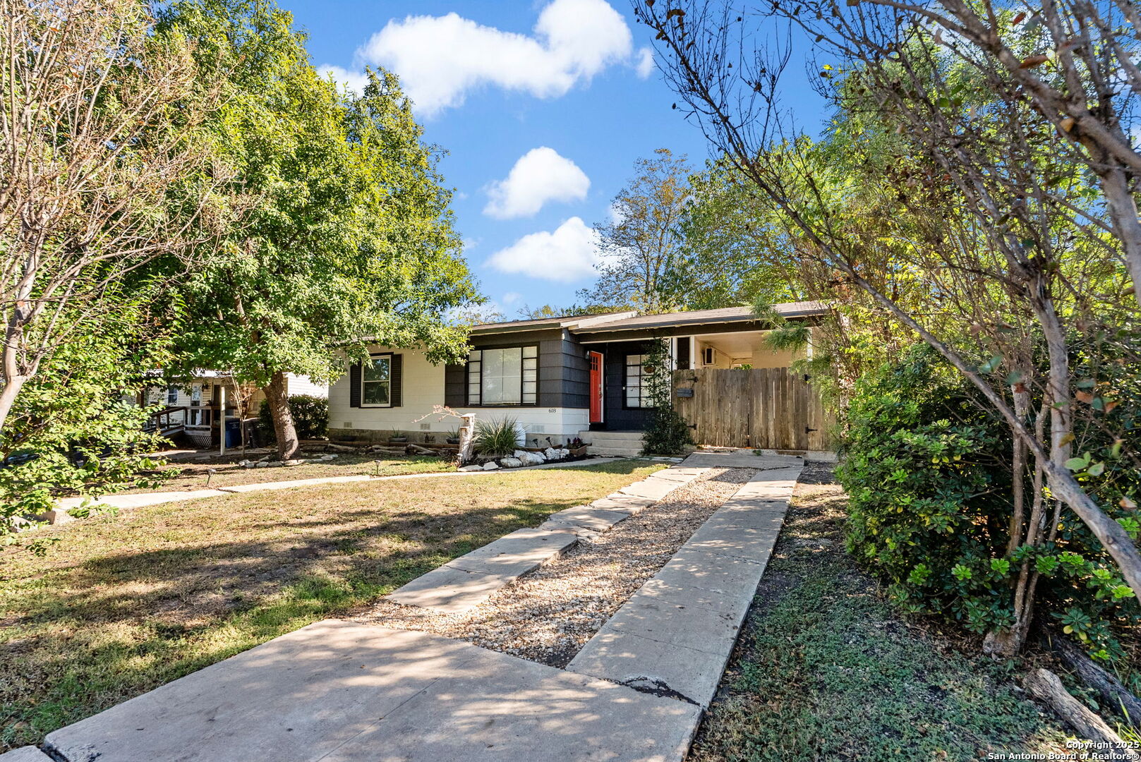 618 Sumner Drive San Antonio TX 78209