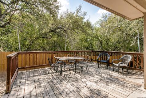 10 Rainy Avenue San Antonio TX 78240