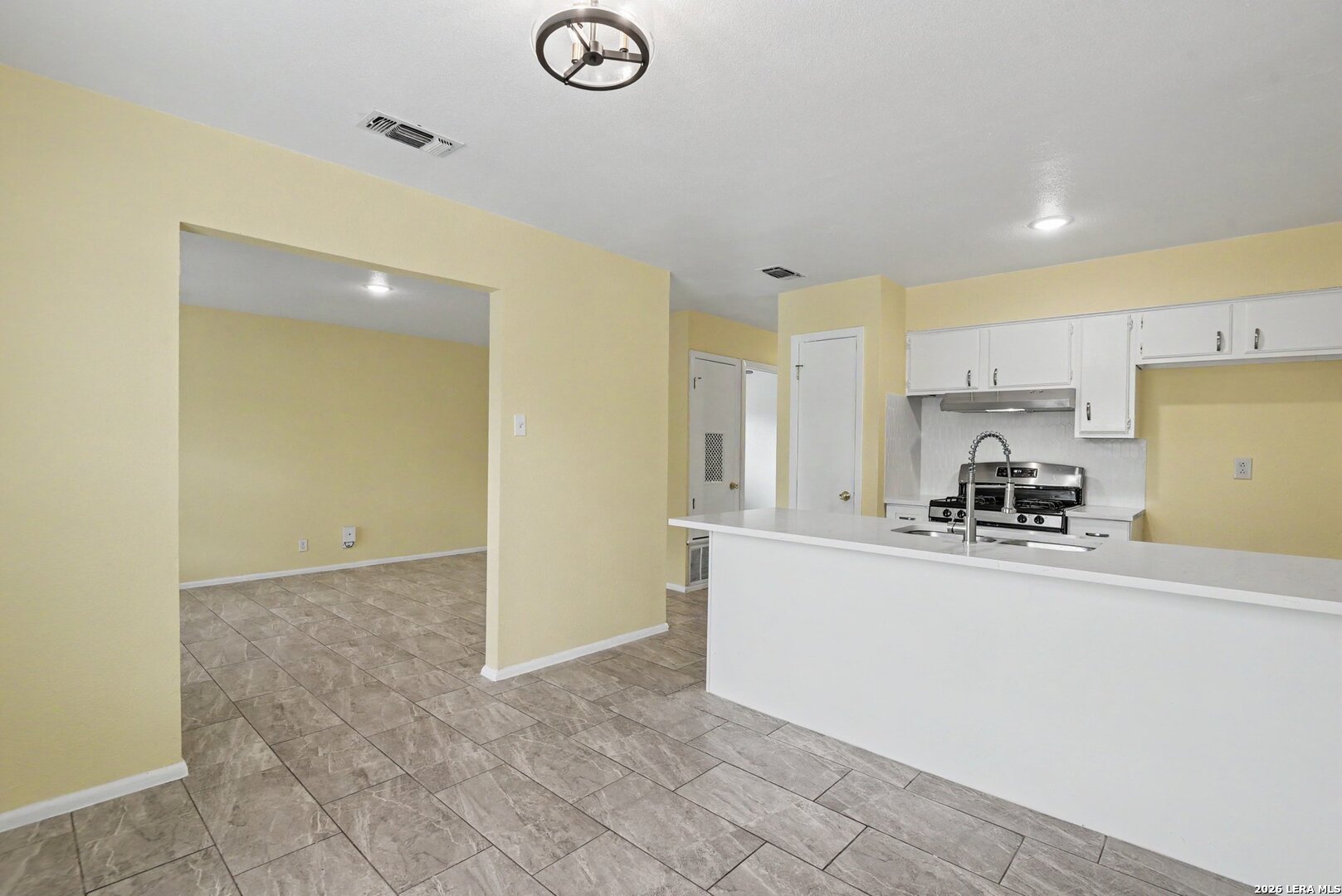 4842 Casa Oro Street San Antonio TX 78233