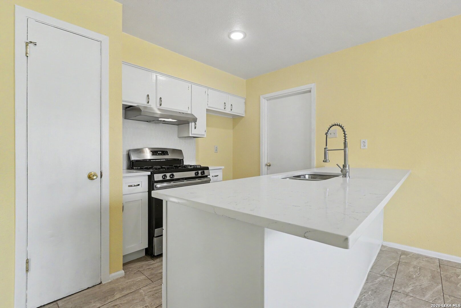 4842 Casa Oro Street San Antonio TX 78233