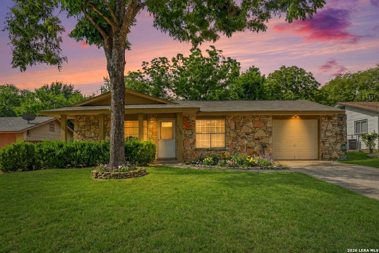 4842 Casa Oro Street San Antonio TX 78233