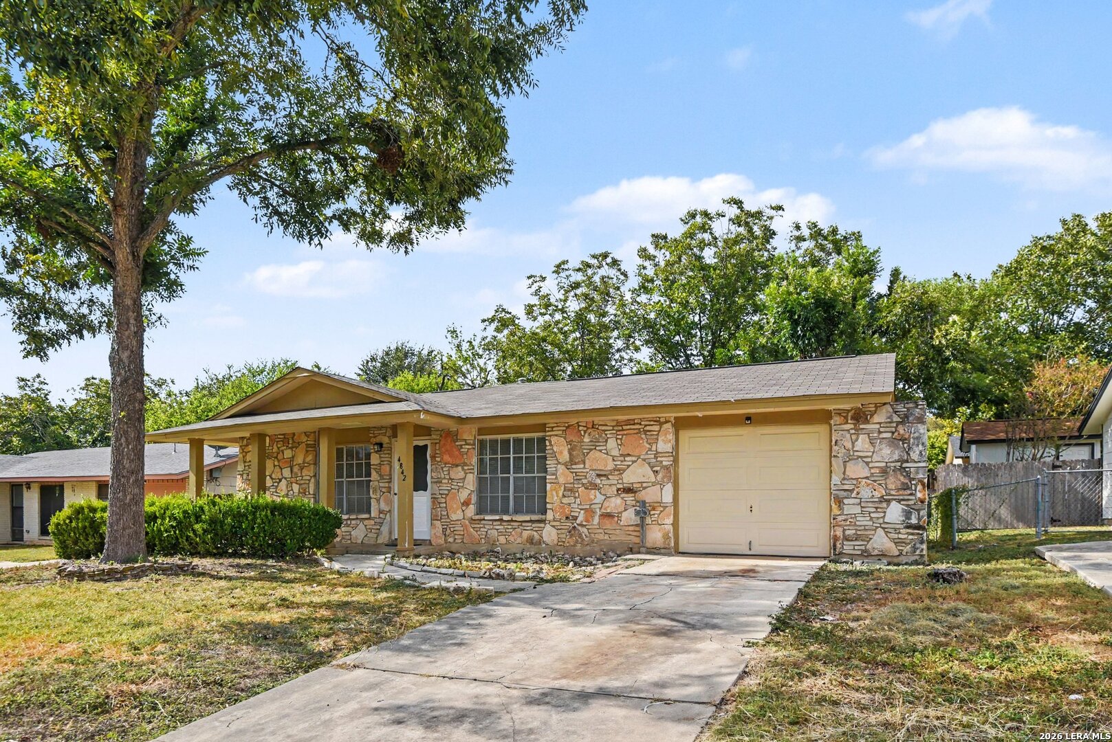 4842 Casa Oro Street San Antonio TX 78233