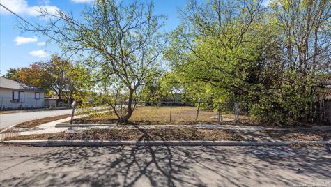 3302 W Houston San Antonio TX 78207