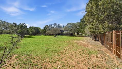 449 Hunters Trophy New Braunfels TX 78132