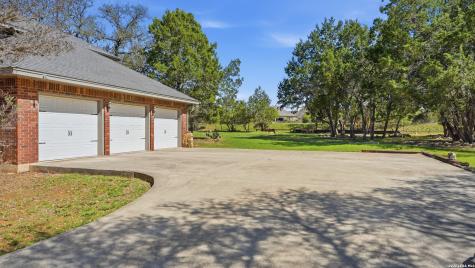 449 Hunters Trophy New Braunfels TX 78132