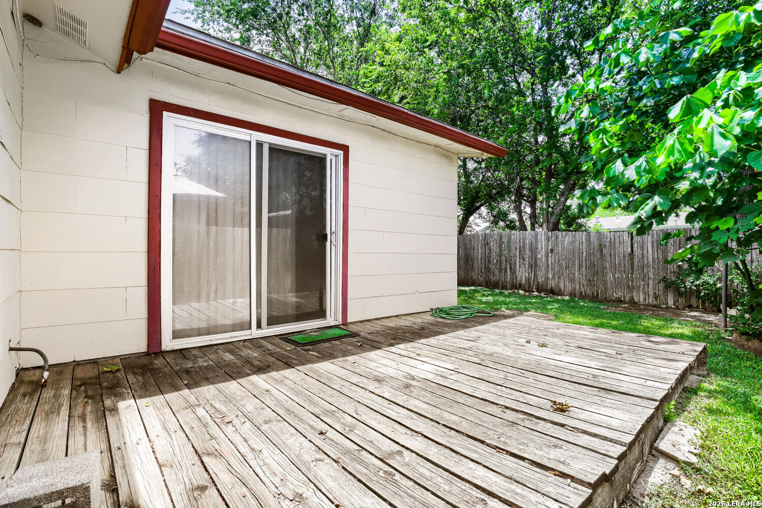 4314 Red Cap San Antonio TX 78222