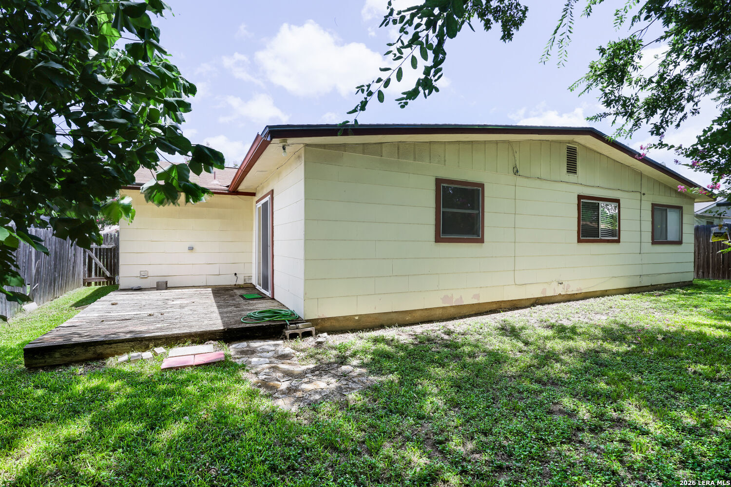 4314 Red Cap San Antonio TX 78222