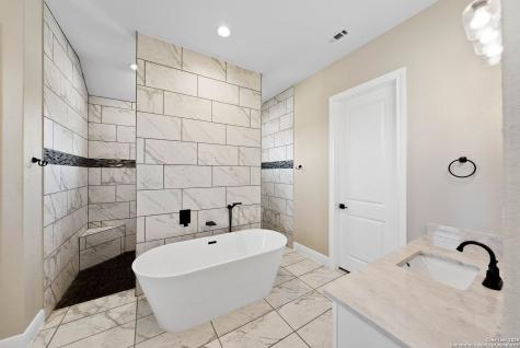 132 Ash Parkway La Vernia TX 78121