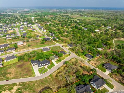 132 Ash Parkway La Vernia TX 78121