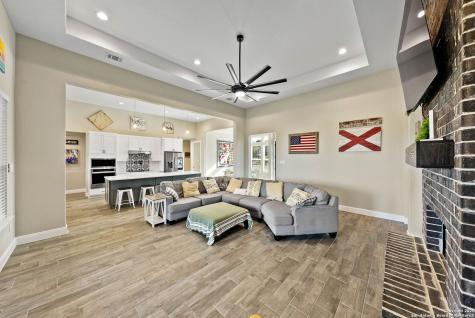 132 Ash Parkway La Vernia TX 78121