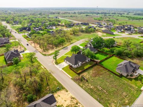 132 Ash Parkway La Vernia TX 78121