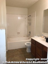 8401 Forest Ridge San Antonio TX 78239