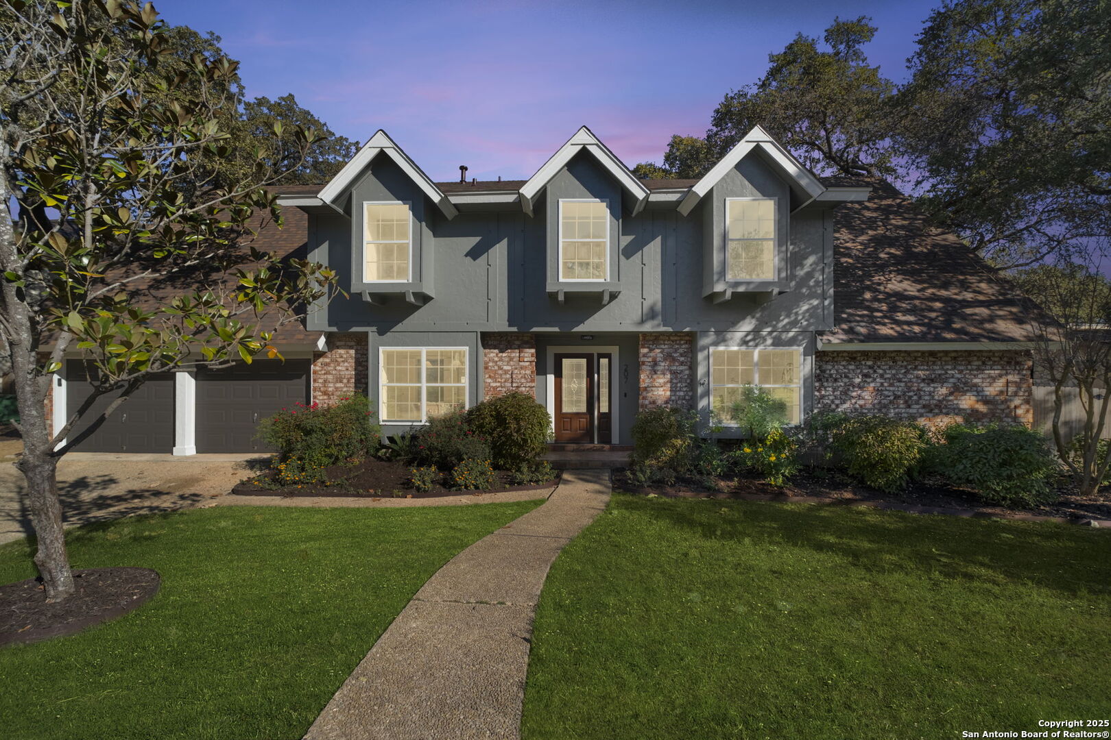 207 Wood Shadow Street San Antonio TX 78216