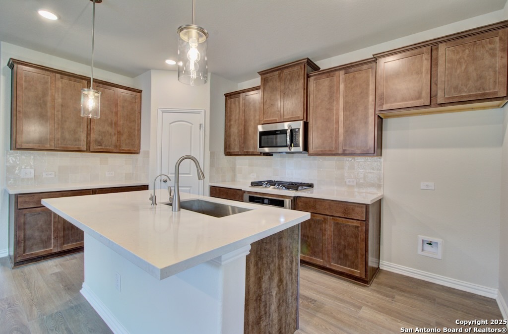923 Creek Bed Drive New Braunfels TX 78130