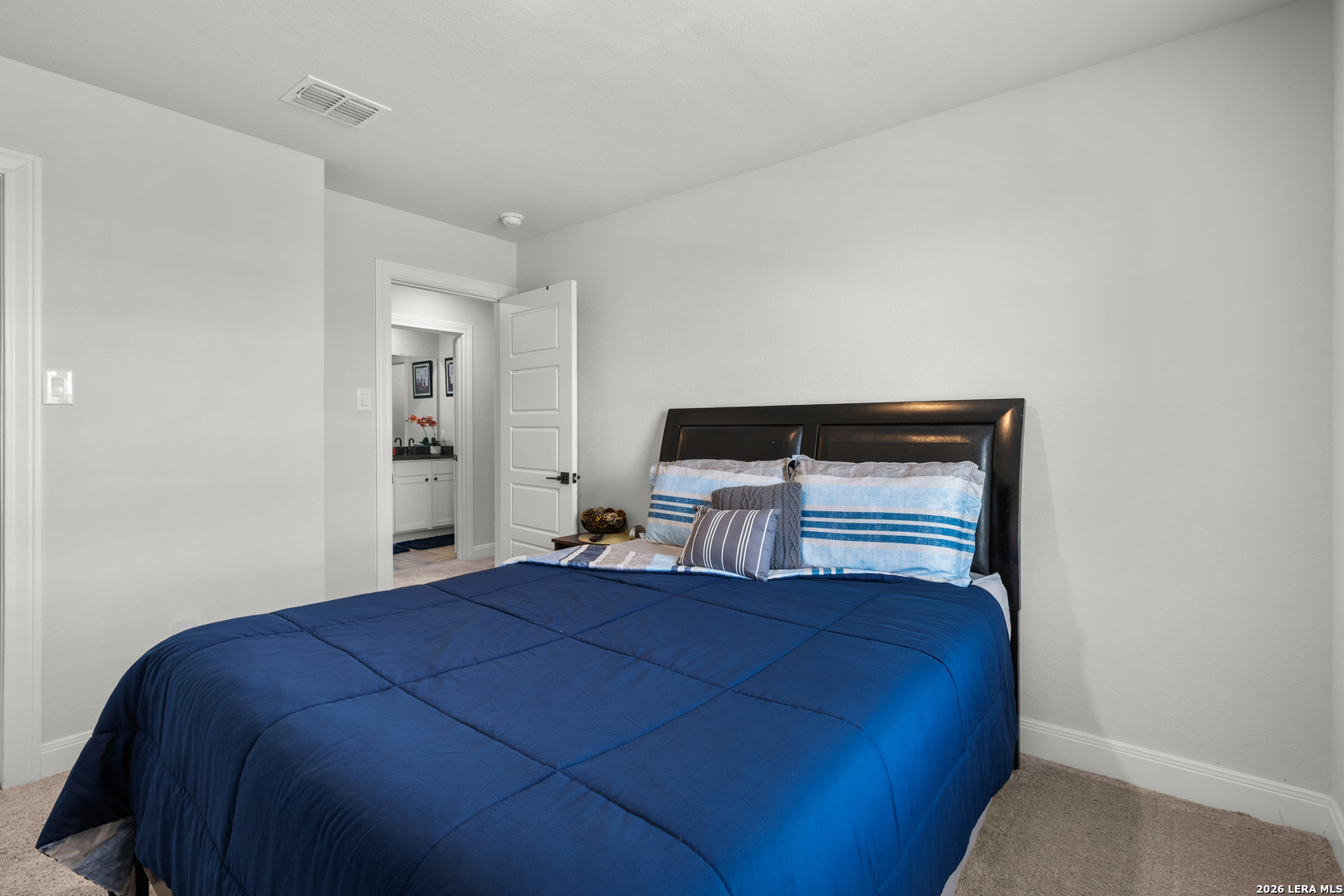 9306 Crestway Road Converse TX 78109