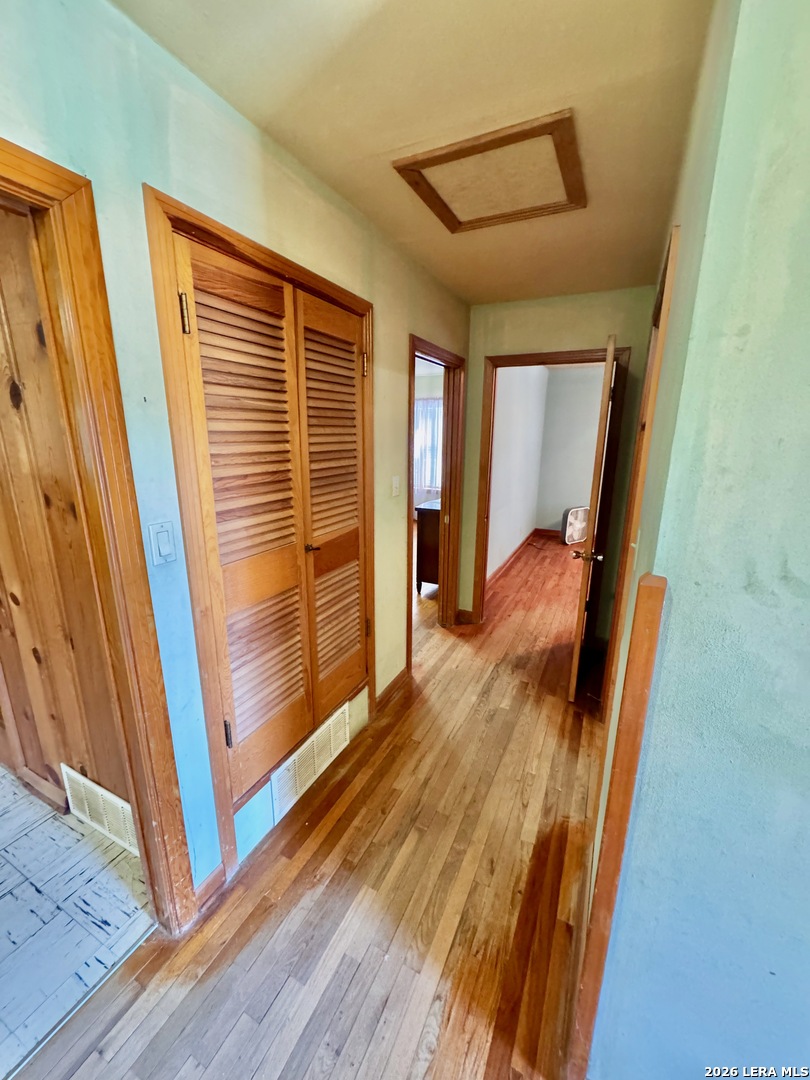 212 Patrick Pleasanton TX 78064