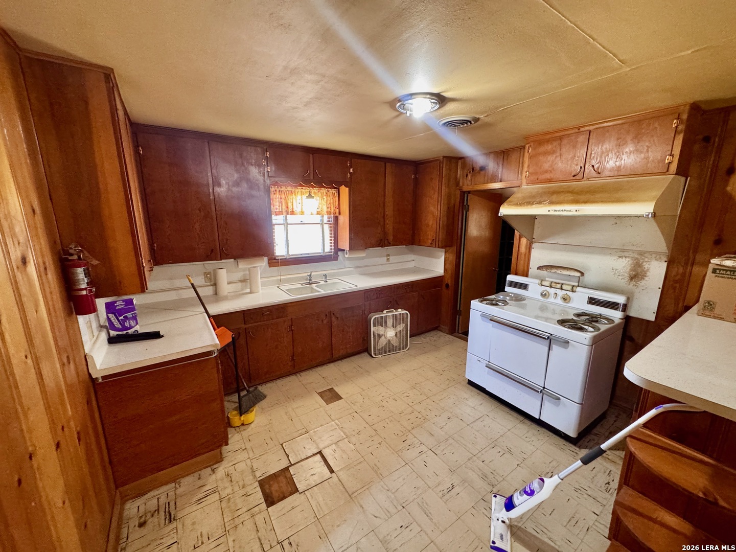 212 Patrick Pleasanton TX 78064