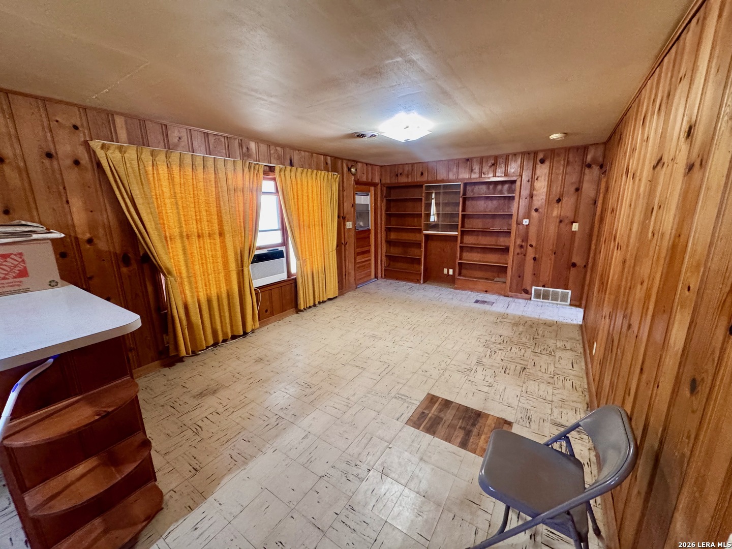 212 Patrick Pleasanton TX 78064