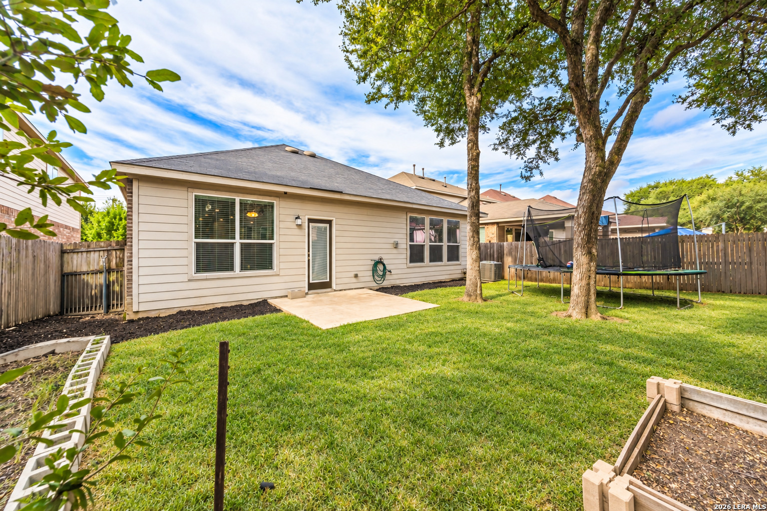 11127 Red Oak Turn Helotes TX 78023